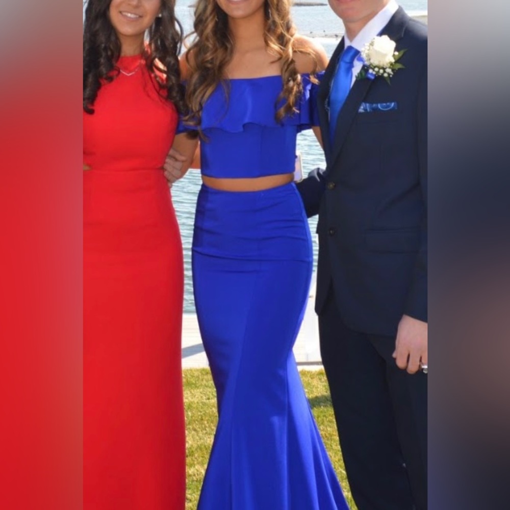 WORN ONCE cobalt blue two piece prom dress size 00